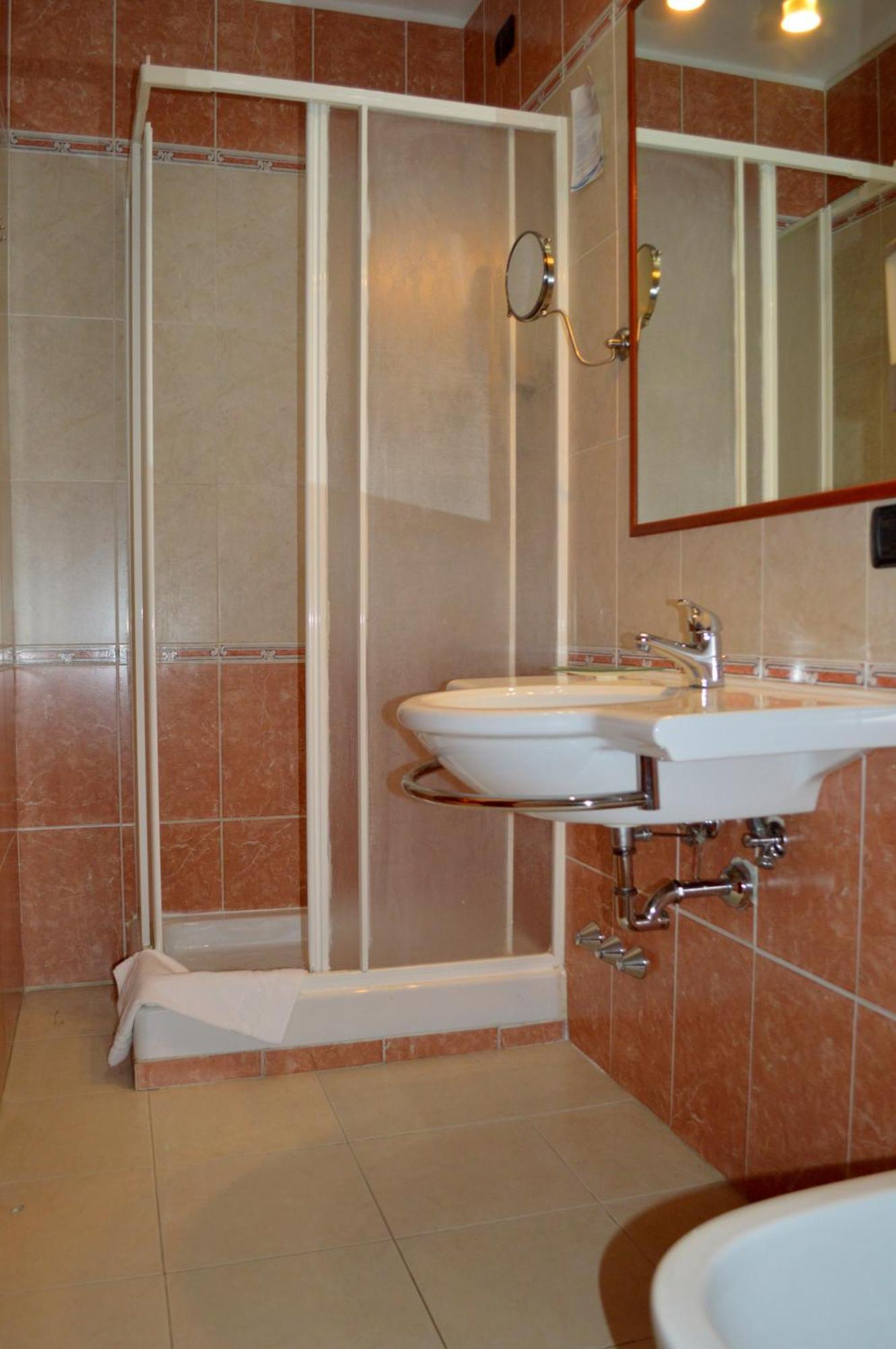Hotel Shasa Рим Экстерьер фото